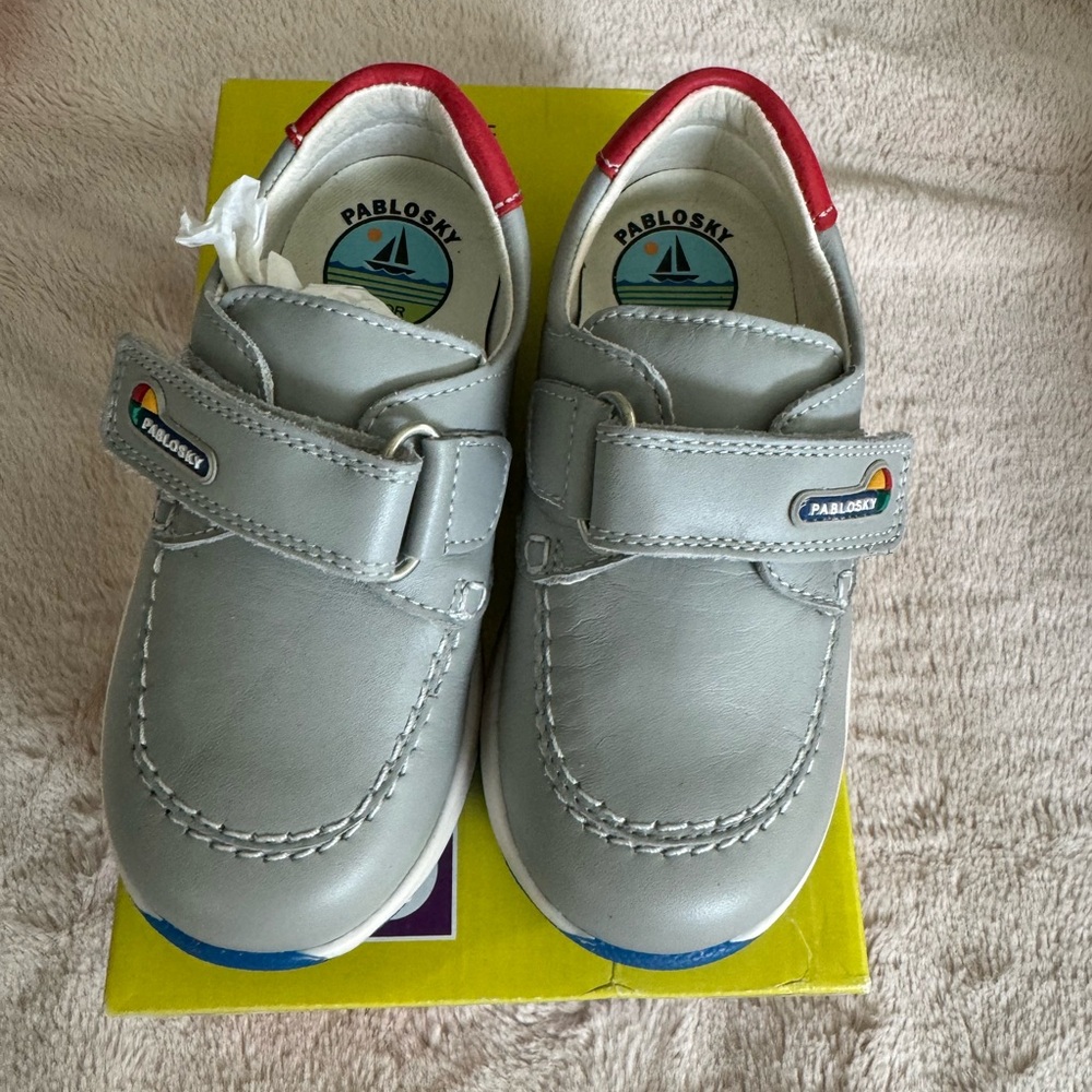 Pablosky kids size 8